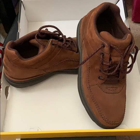 rockport mens walking shoes
